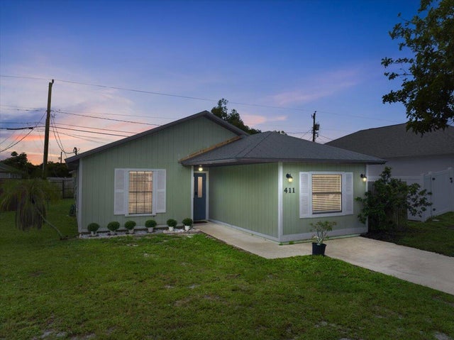 1 of 37 - 411 13th Lane Sw, Vero Beach, FL