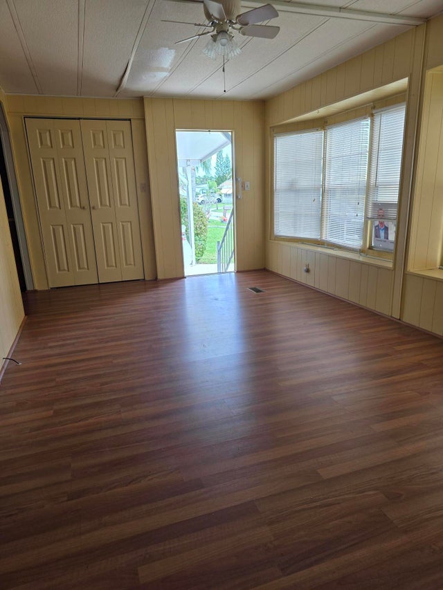 5 of 10 - 172 W Carribean, Port Saint Lucie, FL