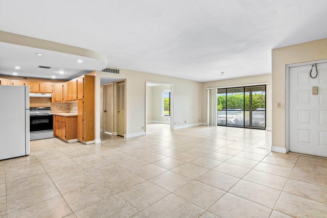 5 of 37 - 826 Sky Pine Way #d1, Greenacres, FL