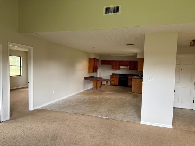 5 of 11 - 5707 Eastwood Drive, Fort Pierce, FL