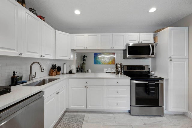 3 of 34 - 145 Lake Nancy Lane #232, West Palm Beach, FL