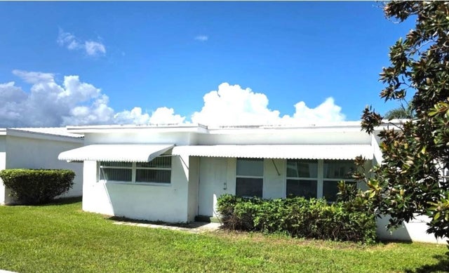 5 of 36 - 1008 Siesta Avenue, Boynton Beach, FL