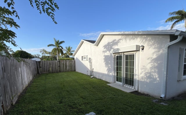 2 of 41 - 10089 Penzance Lane, Royal Palm Beach, FL