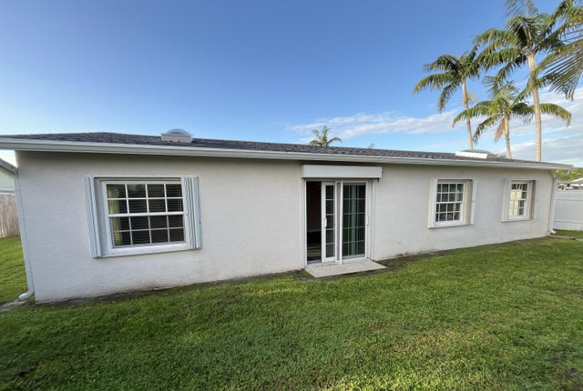 4 of 41 - 10089 Penzance Lane, Royal Palm Beach, FL