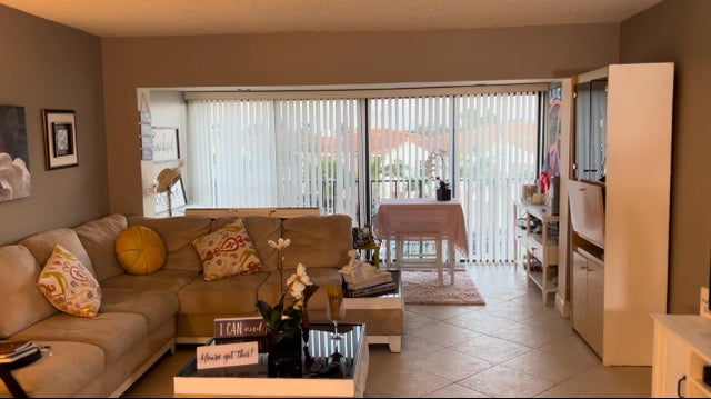 4 of 15 - 4100 Tivoli Court #301, Lake Worth, FL
