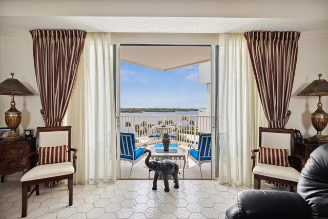 2 of 11 - 2860 S Ocean Boulevard #602, Palm Beach, FL