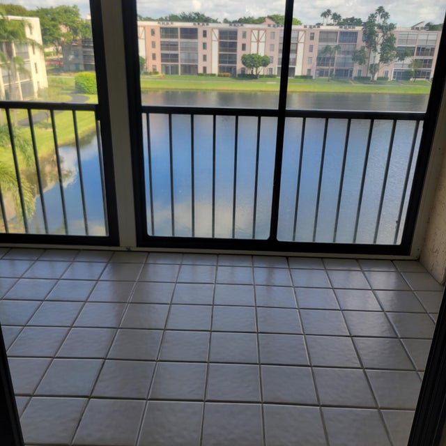 3 of 11 - 7351 Kinghurst Drive #404, Delray Beach, FL