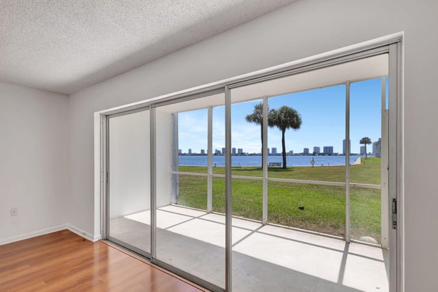 1 of 33 - 2936 Lake Shore Drive #108, Riviera Beach, FL