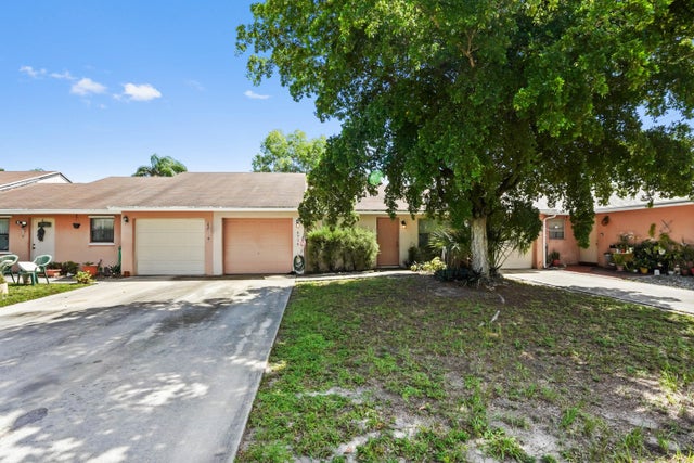 1 of 20 - 5714 Barnstead Circle, Lake Worth, FL