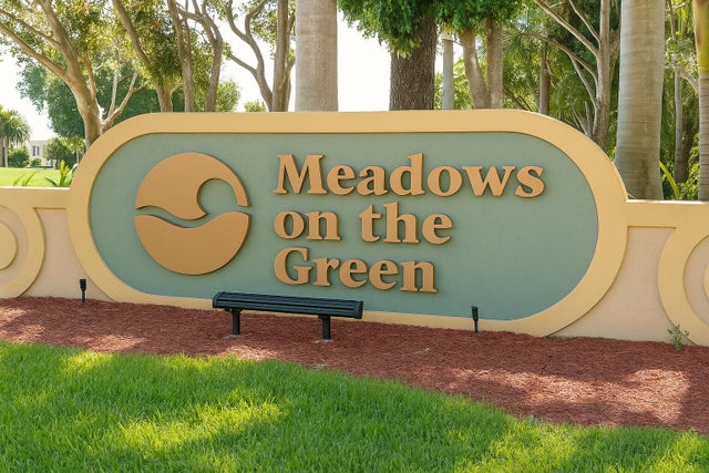 1 of 8 - 1011 Meadows Circle, Boynton Beach, FL