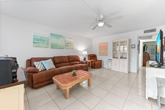 4 of 23 - 268 Northampton N, West Palm Beach, FL