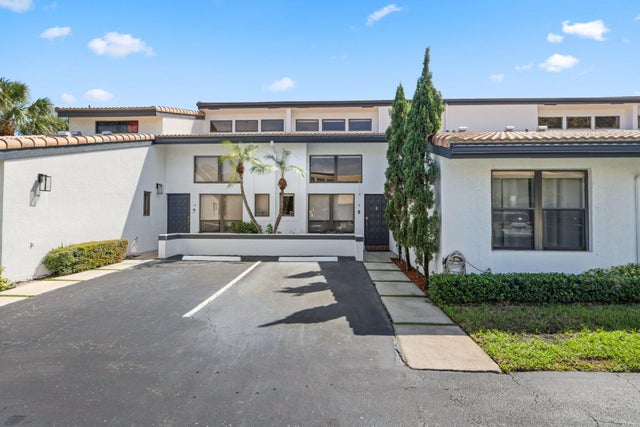 1 of 35 - 361 W Camino Real #9, Boca Raton, FL