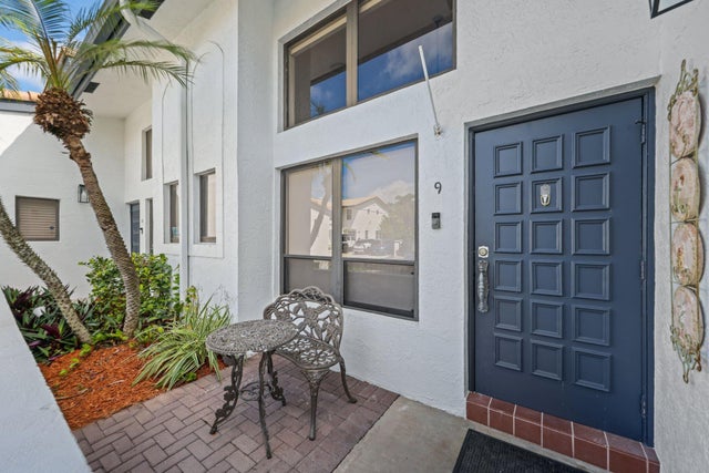 3 of 35 - 361 W Camino Real #9, Boca Raton, FL
