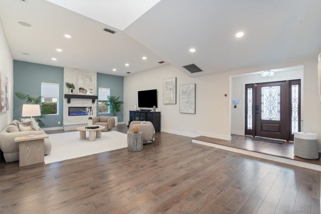 2 of 28 - 2700 Nw 26th Street, Boca Raton, FL