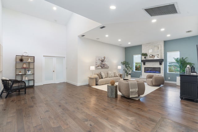 3 of 28 - 2700 Nw 26th Street, Boca Raton, FL