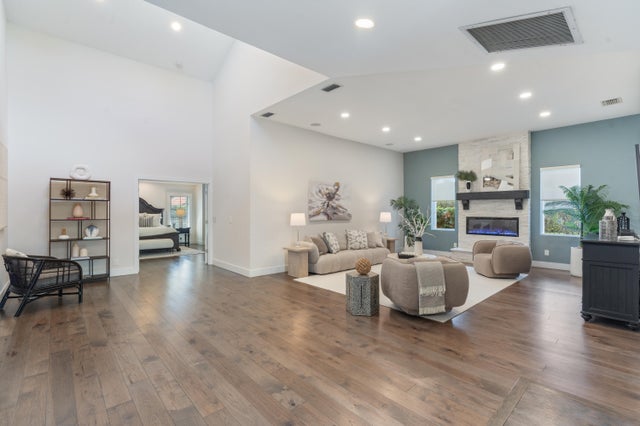 4 of 28 - 2700 Nw 26th Street, Boca Raton, FL