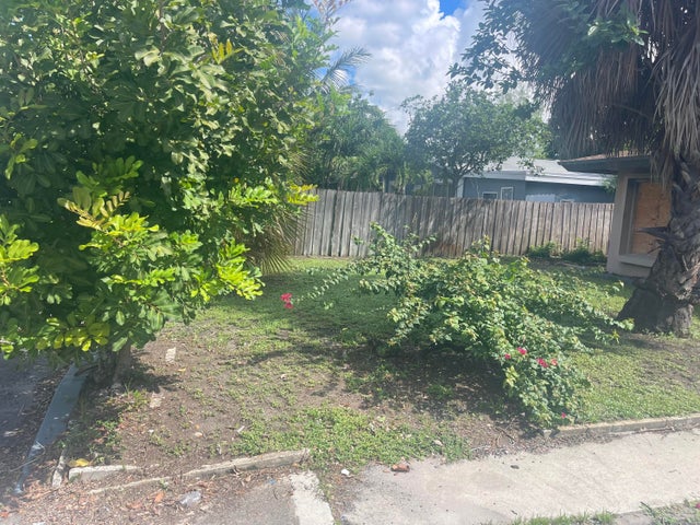 2 of 12 - 1632 Nw 9th Avenue, Fort Lauderdale, FL