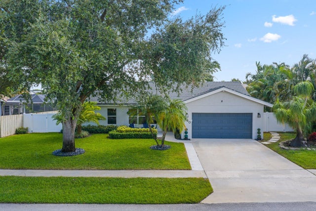 1 of 37 - 6940 Nw 4th Avenue, Boca Raton, FL