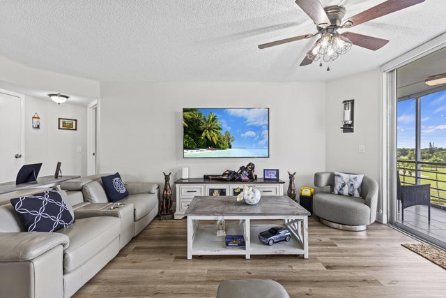4 of 41 - 3465 Via Poinciana #606, Lake Worth, FL
