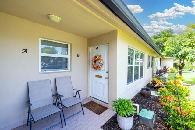 2 of 28 - 1012 Circle Terrace E #b, Delray Beach, FL