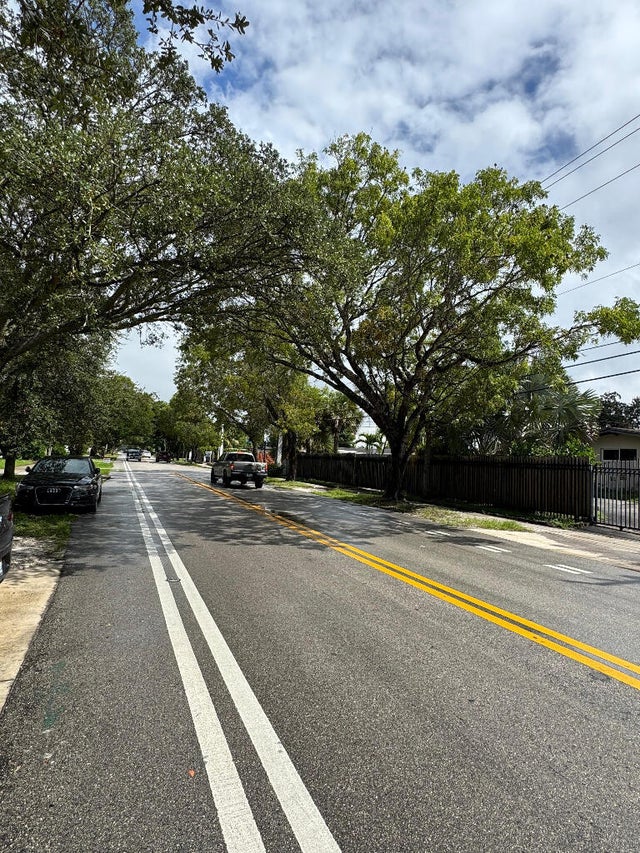 1 of 12 - 3621 Riverland Road, Fort Lauderdale, FL