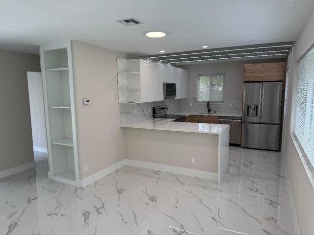 2 of 12 - 3621 Riverland Road, Fort Lauderdale, FL