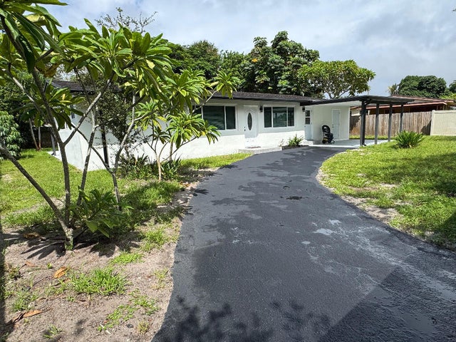 3 of 12 - 3621 Riverland Road, Fort Lauderdale, FL