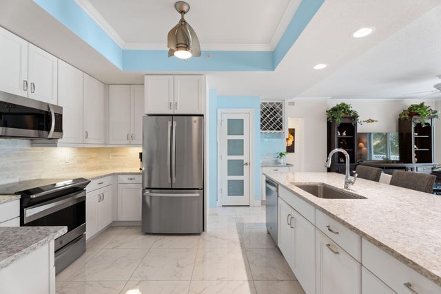 5 of 39 - 832 Bay Colony Drive S, Juno Beach, FL