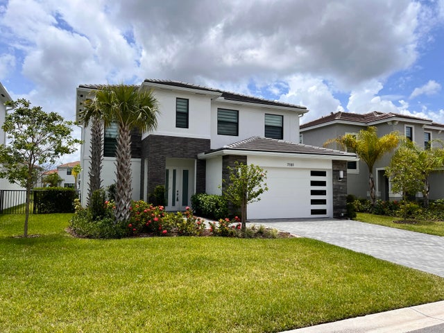 2 of 35 - 7181 Villamar Way, Lake Worth, FL