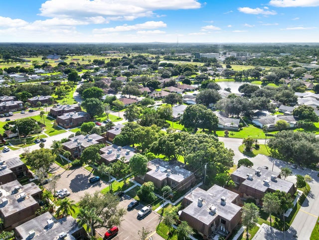 5 of 46 - 1458 N Lawnwood Circle #24, Fort Pierce, FL