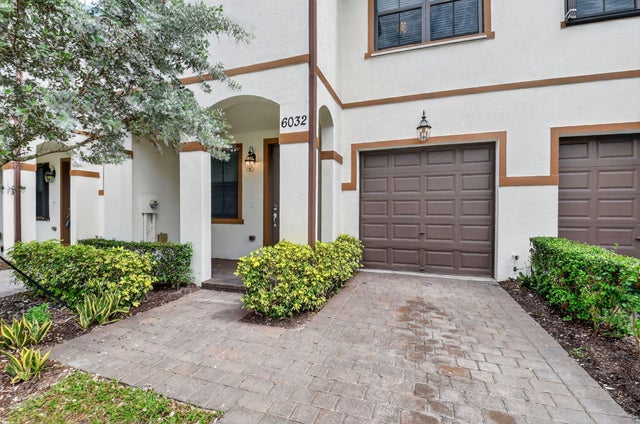 2 of 25 - 6032 Bangalow Drive, Lake Worth, FL