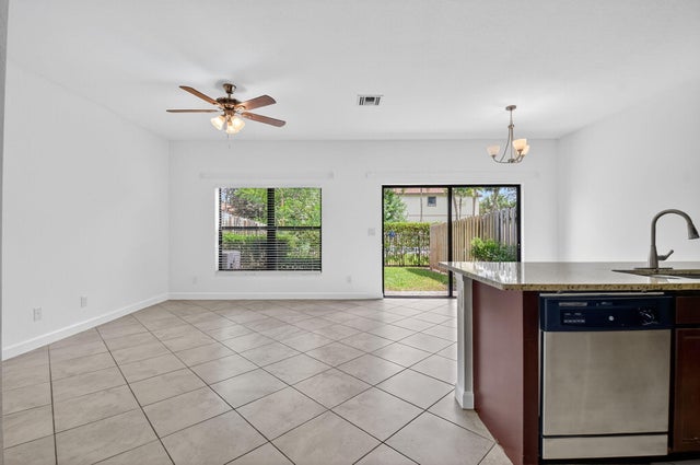 5 of 25 - 6032 Bangalow Drive, Lake Worth, FL