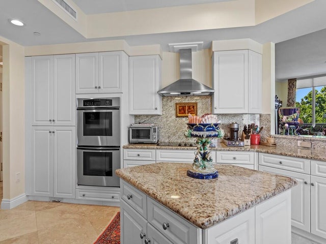4 of 33 - 601 N Swim Club Drive #phb, Indian River Shores, FL