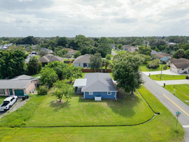 3 of 16 - 1801 Sw Beeker Street, Port Saint Lucie, FL