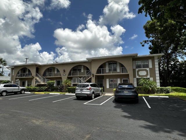 1 of 28 - 13682 Via Flora #h, Delray Beach, FL