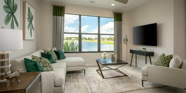 2 of 6 - 4574 Verdell Drive, Lake Worth, FL