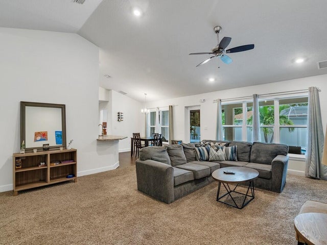 5 of 39 - 734 Doctor Avenue, Sebastian, FL