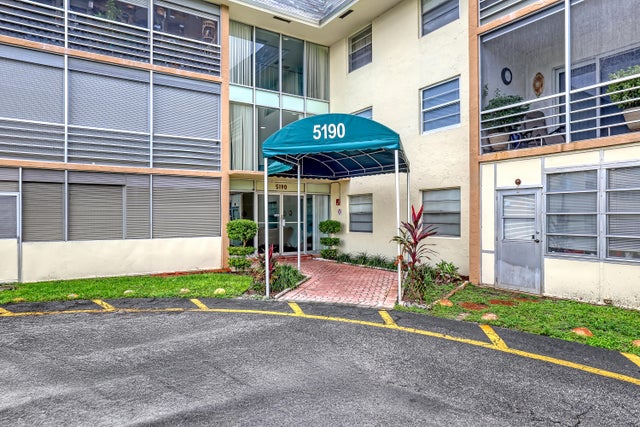 2 of 20 - 5190 E Sabal Palm Boulevard #216, Tamarac, FL