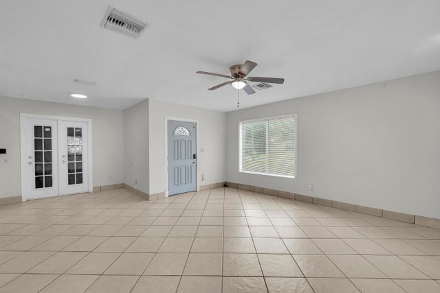 4 of 22 - 100 Se Celestia Court, Port Saint Lucie, FL
