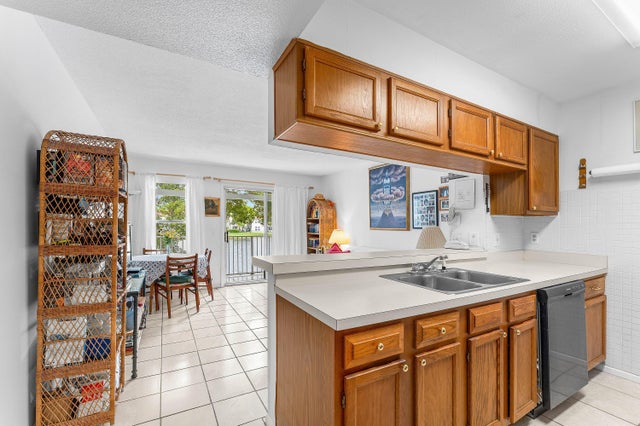 4 of 33 - 168 Cypress Point Drive, Palm Beach Gardens, FL