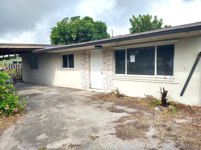 3 of 11 - 1349 Victoria Drive, West Palm Beach, FL