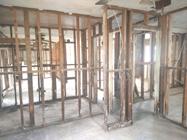 5 of 11 - 1349 Victoria Drive, West Palm Beach, FL