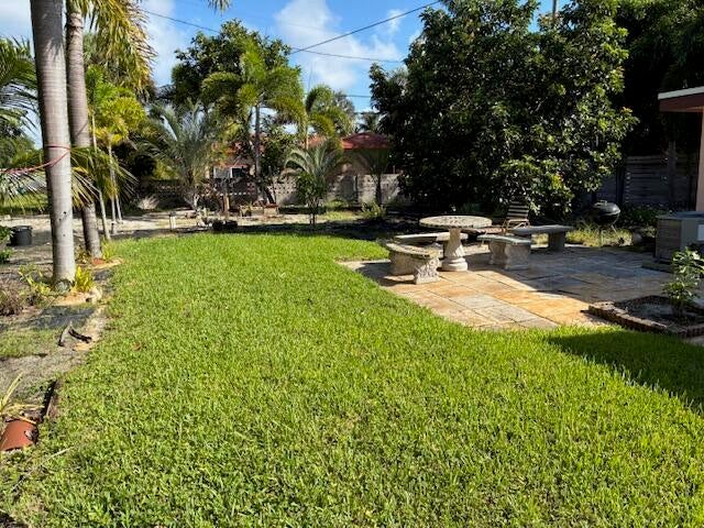 3 of 8 - 617 Ne 8th Avenue, Boynton Beach, FL
