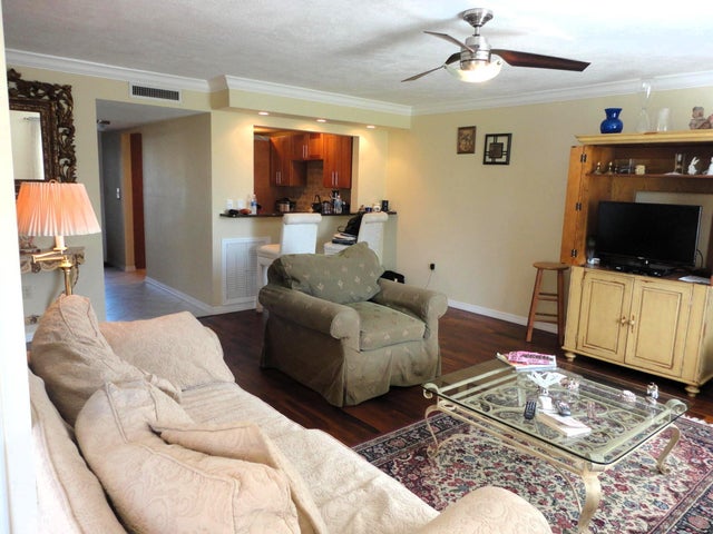 4 of 16 - 5433 Se Miles Grant Road #104, Stuart, FL