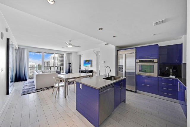 5 of 59 - 3101 Bayshore Drive #1704, Fort Lauderdale, FL