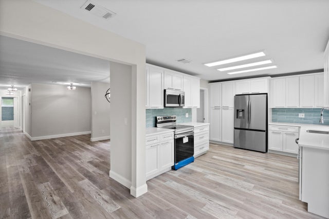 4 of 47 - 1838 Se Van Kleff Avenue, Port Saint Lucie, FL