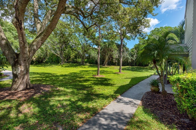 2 of 26 - 5047 Heatherhill Lane #4, Boca Raton, FL