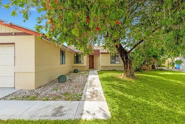 4 of 52 - 1403 Donwoods Lane, Royal Palm Beach, FL