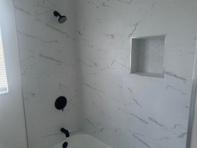 2 of 12 - 148 S Flame Avenue, Pahokee, FL