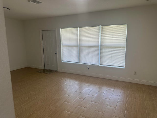 4 of 12 - 148 S Flame Avenue, Pahokee, FL